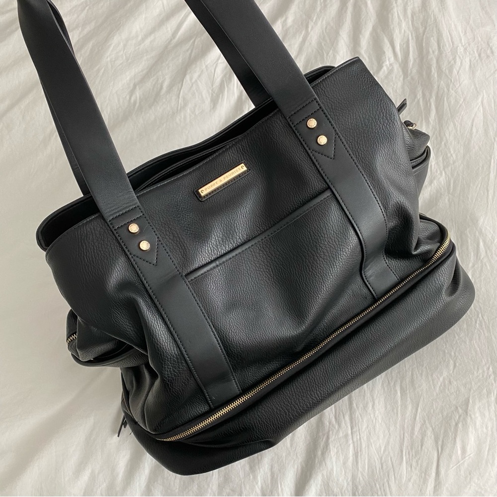 Poppy & Peonies | VOYAGER BLACK